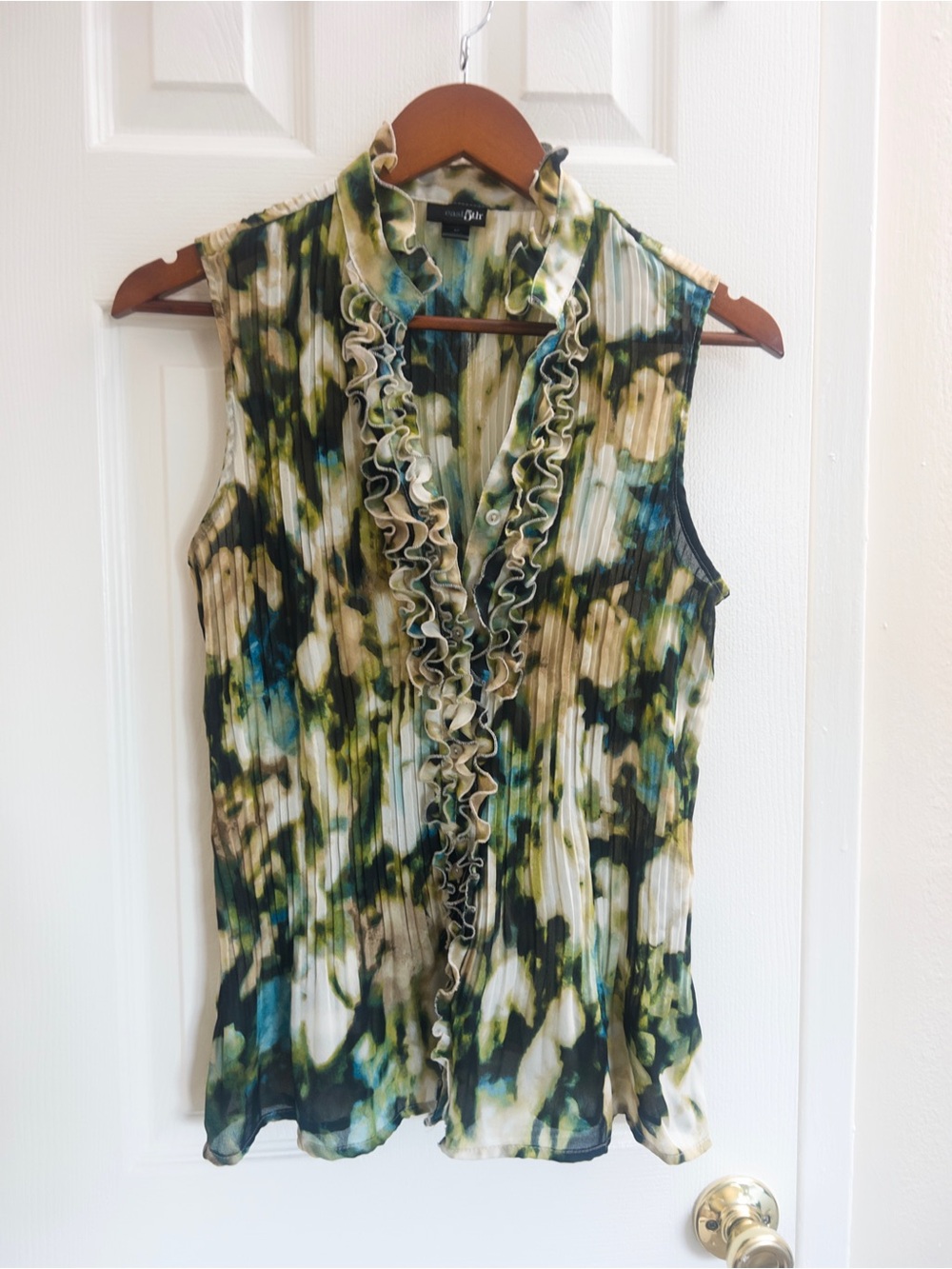 East 5th Green Multi Ruffled Sleeveless Blouse